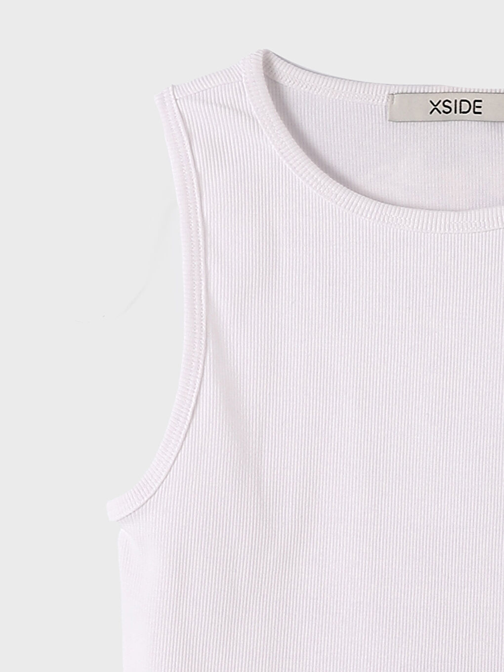 Women's Halter Neck Plain Crop Top-2