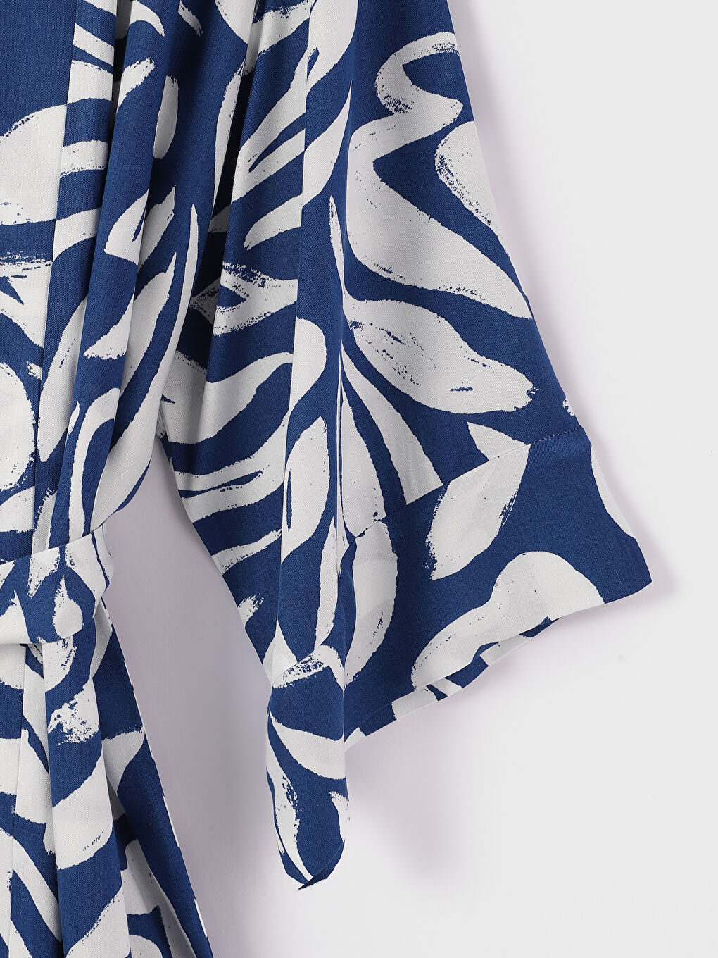 Shawl Collar Patterned Oversize Women's Kimono-1