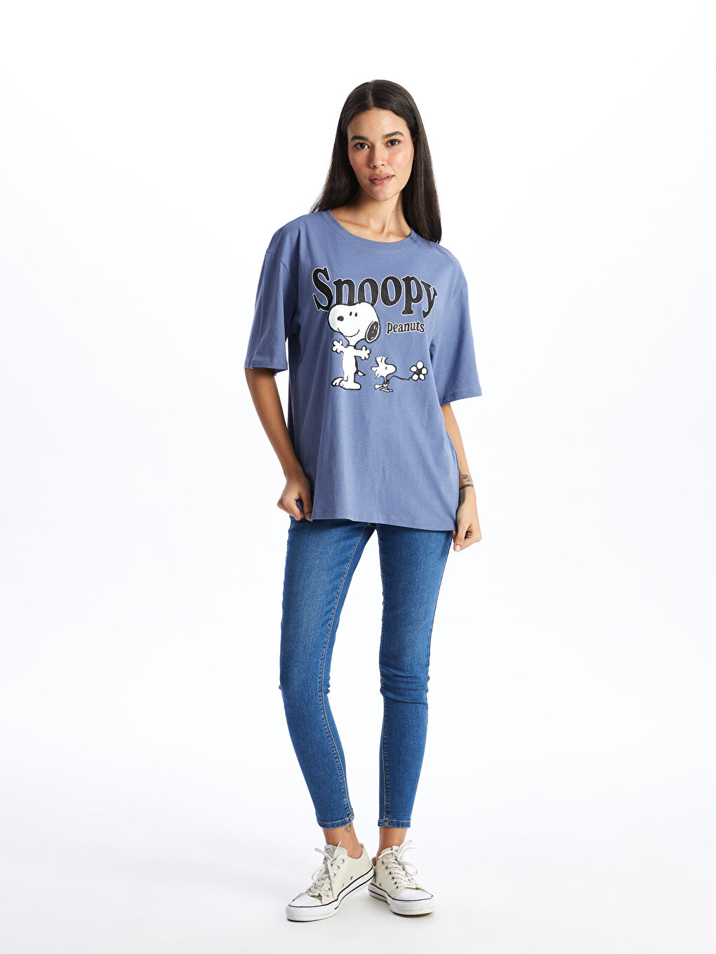 Футболка с круглым вырезом, принтом Снупи, коротким рукавом, оверсайз для женщин-2