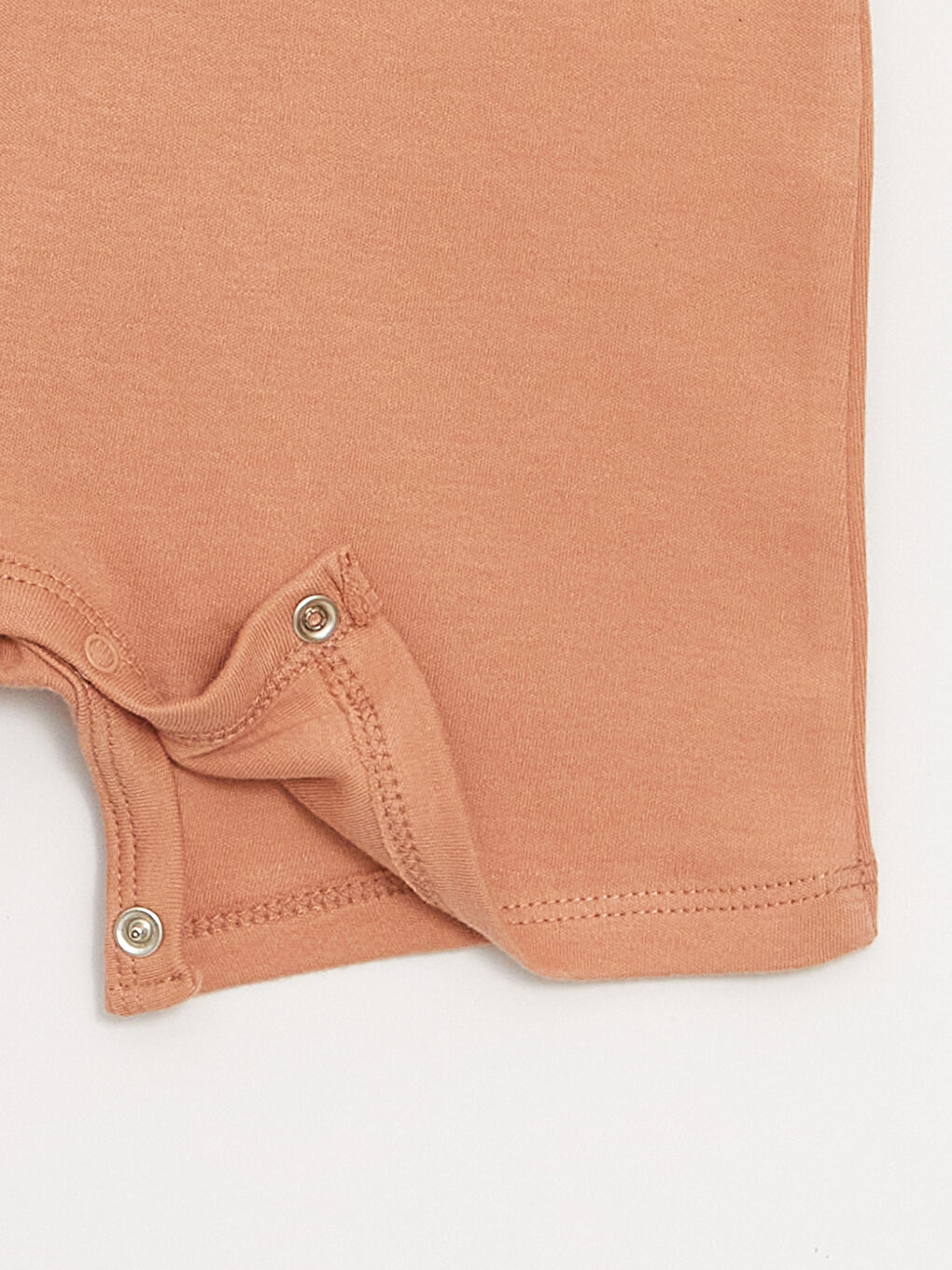 جەمپسوتی چاپکراوی قۆڵ کورت یه‌خه‌ خڕ بۆ منداڵانی کوڕ-2