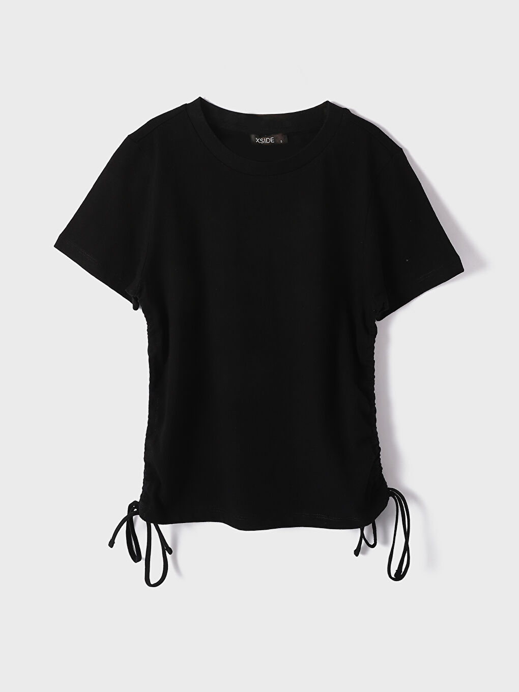 تيشيرت نسائي بأكمام قصيرة وياقة دائرية مطبوع