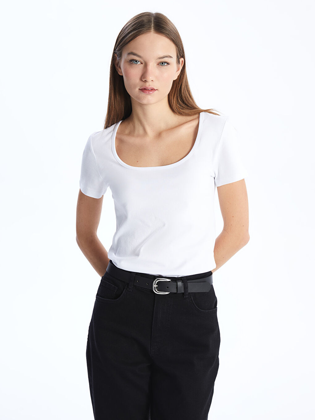 Beyaz U Yaka Düz Kısa Kollu Kadın Tişört-1
