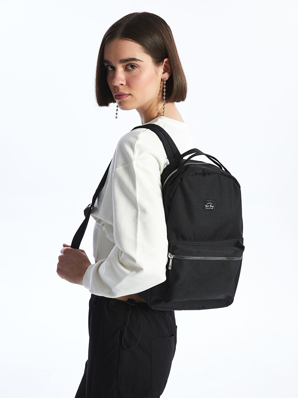 حقيبة ظهر للسيدات بحزام قابل للتعديل