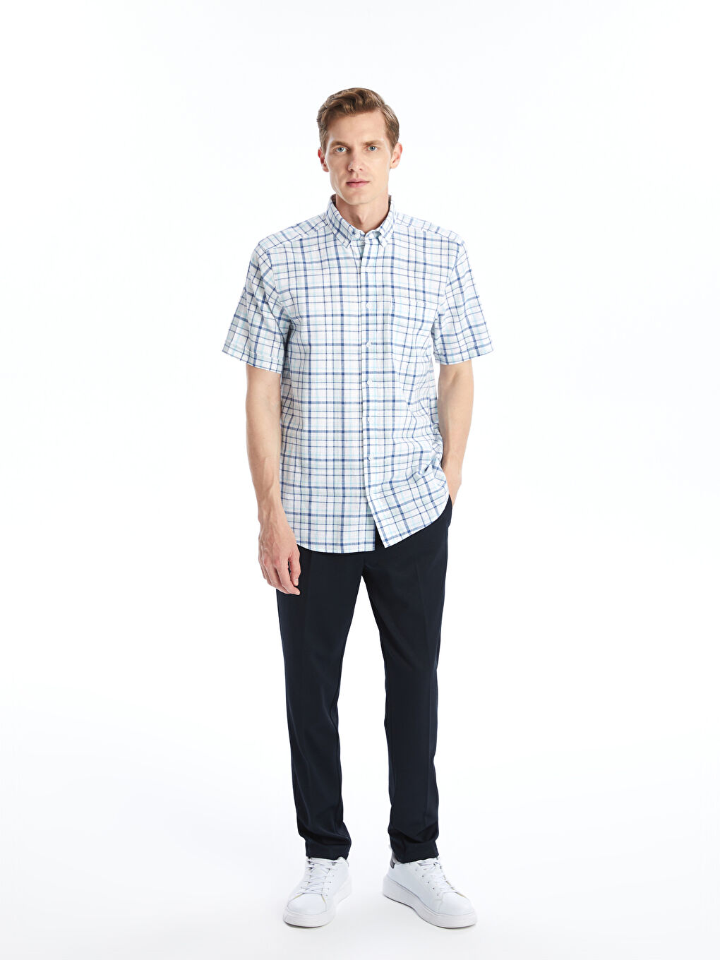 LCWAIKIKI Classic Turkuaz Regular Fit Kısa Kollu Ekose Poplin Erkek Gömlek - 1