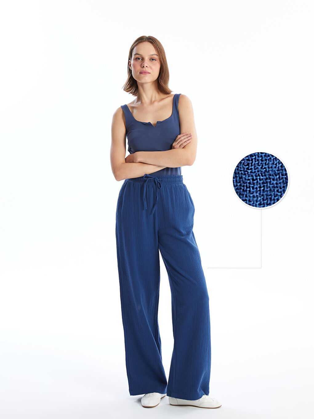 LCWAIKIKI Classic Elasticated Waist Textured Wide Leg Women's Trousers -S4G014Z8-YA7