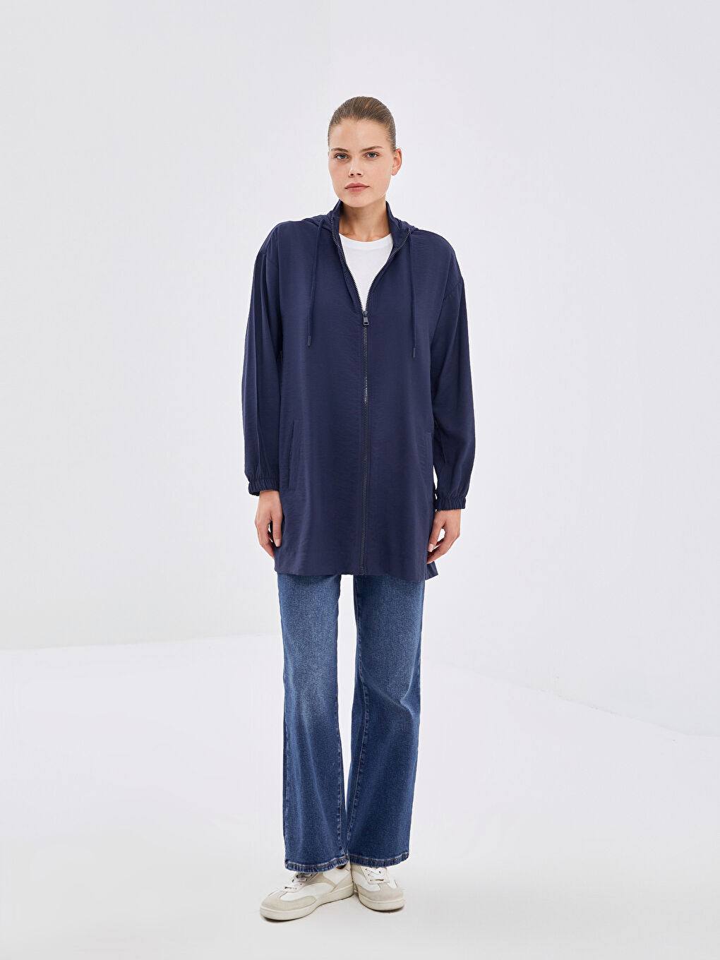 Lacivert Kapüşonlu Düz Uzun Kollu Kadın Tunik-1