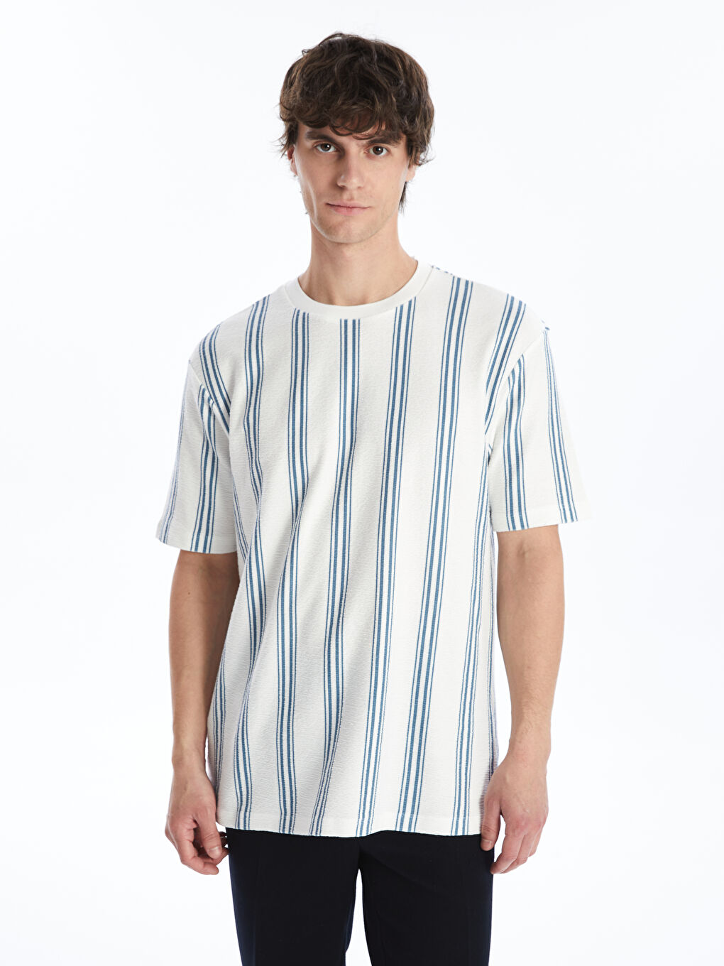 تي شيرت رجالي كم قصير كول مدور مخطط-1