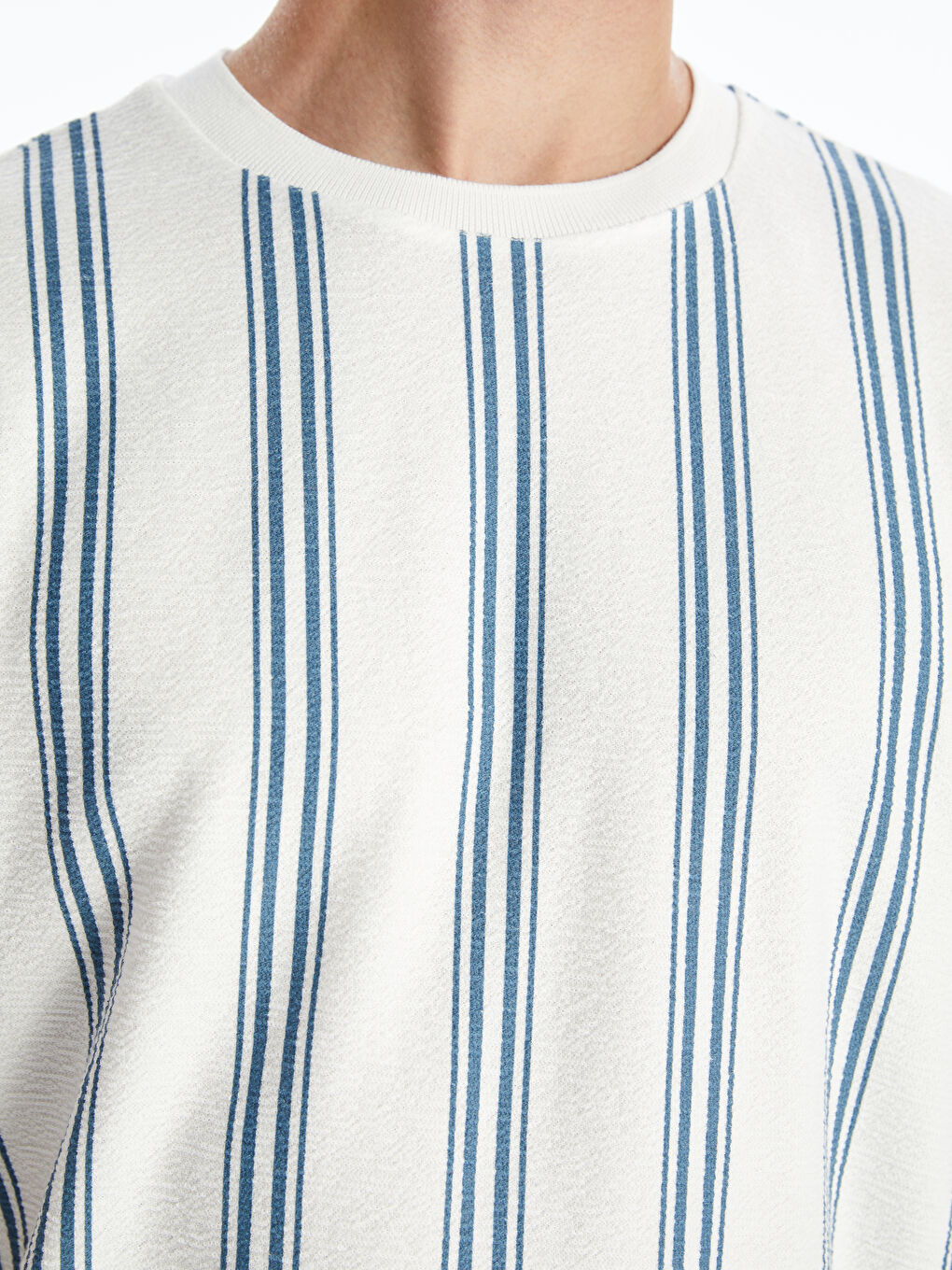 تي شيرت رجالي كم قصير كول مدور مخطط-3