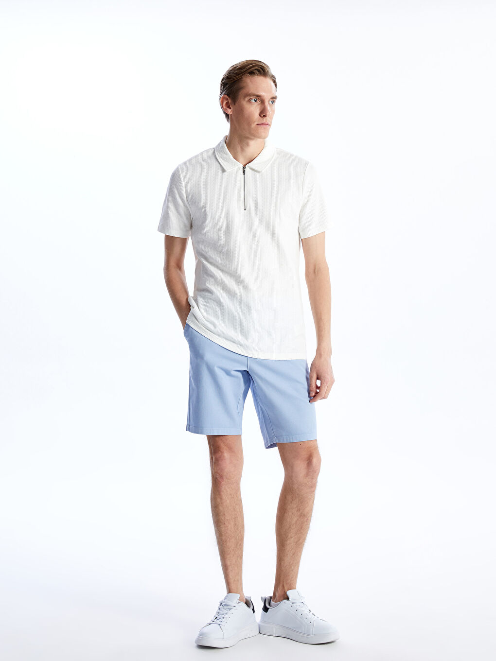 Mavi Standart Kalıp Erkek Bermuda Şort