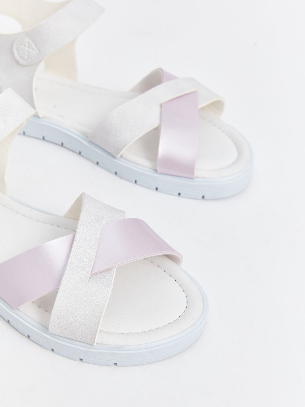 Cross-Banded Girls Sandals-2