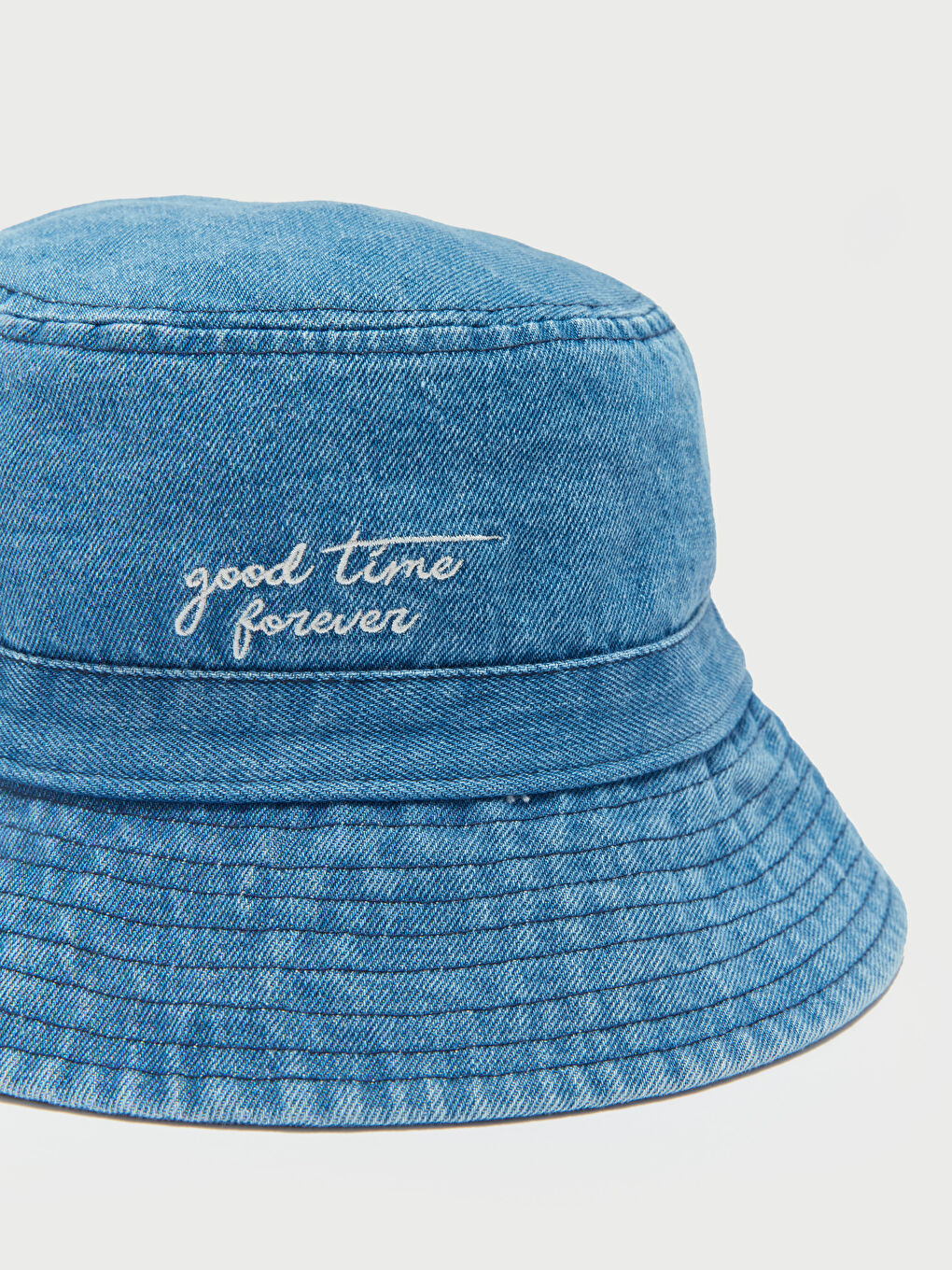 Chapeau Bob Pour Femmes Brodée De Texte-2