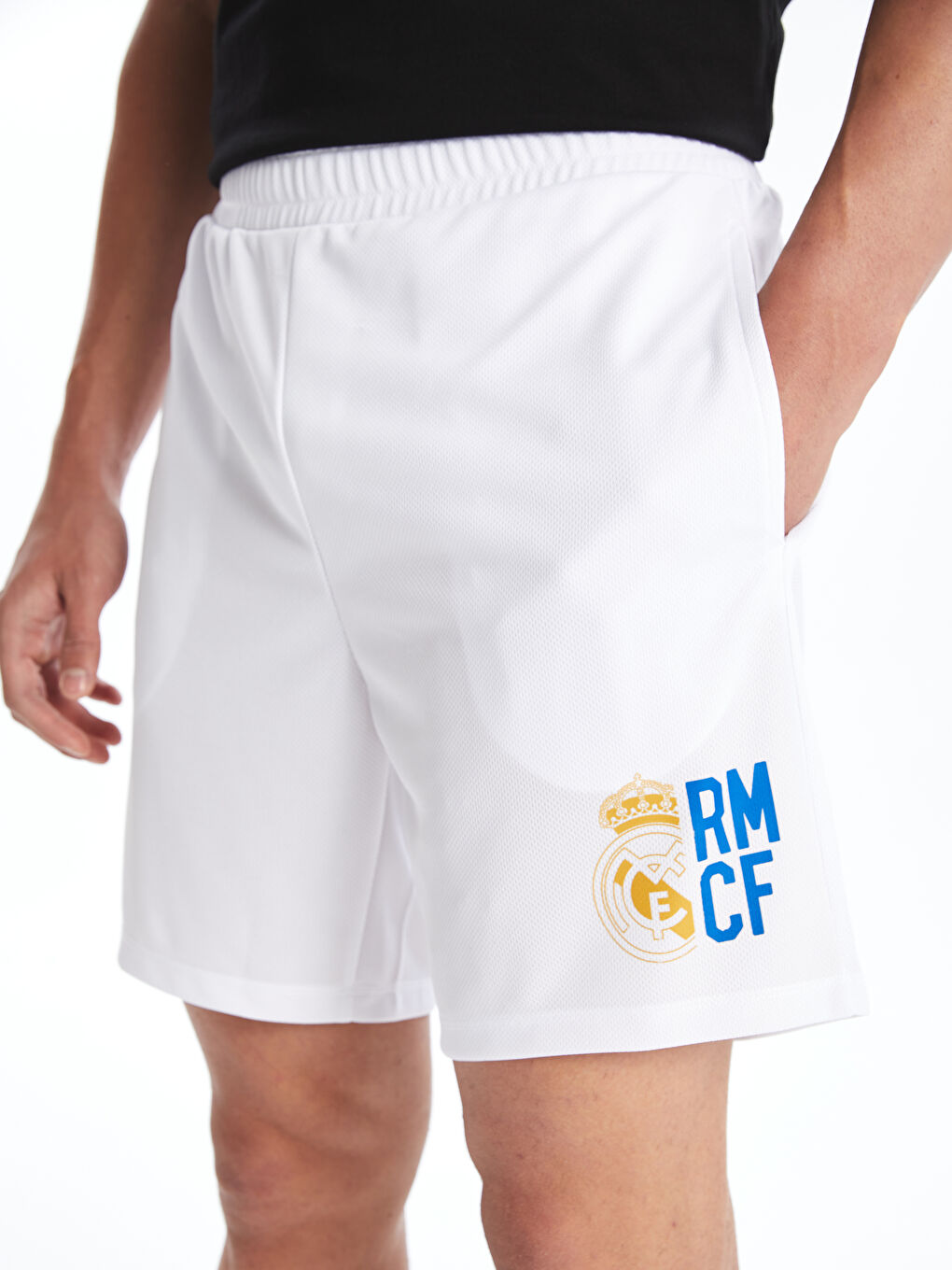 XSIDE ACTIVE Buxe Beyazı Slim Fit Real Madrid Baskılı Erkek Taraftar Şort - 4