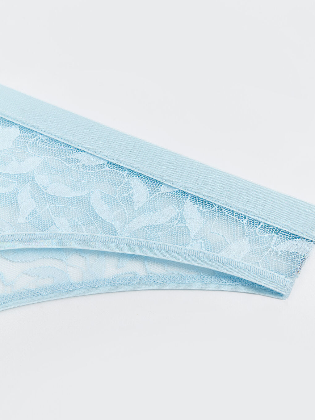 Chiloți brazilieni din dantelă-2