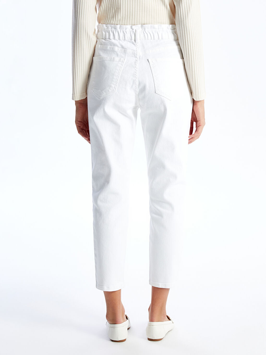 Beyaz Beli Lastikli Carrot Fit Kadın Jean Pantolon-3