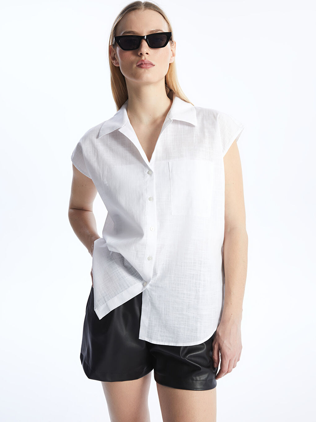 LC Waikiki Plain Short Sleeve Women's Shirt -S4GD72Z8-FEW