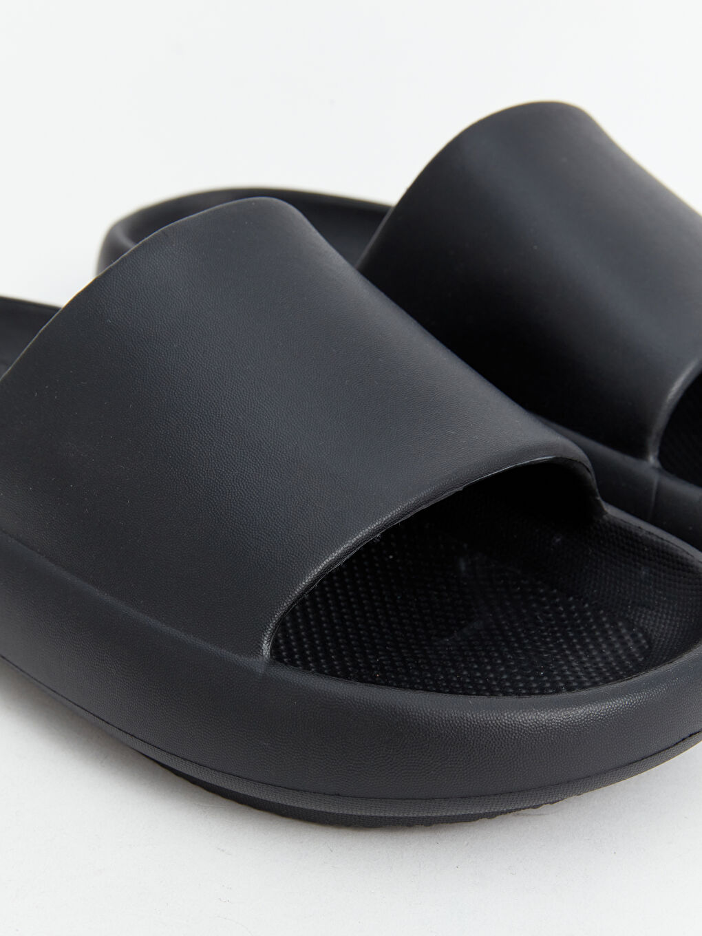 Plain Single Strap Men's Slider -S4GE02Z8-HUC