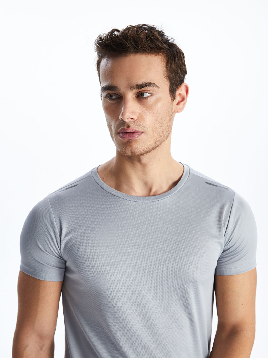 Gri Bisiklet Yaka Kısa Kollu Erkek Spor Dokulu Tişört-2