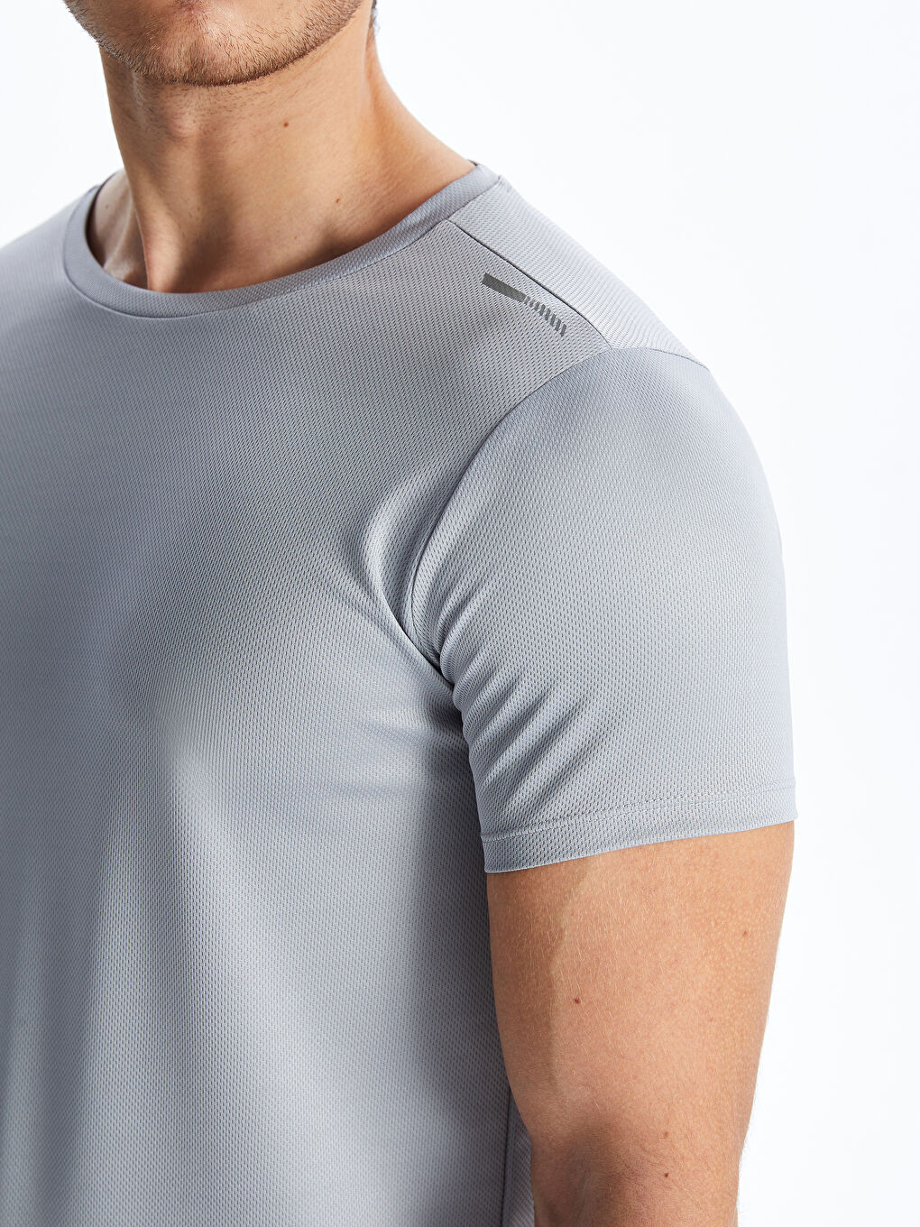 Gri Bisiklet Yaka Kısa Kollu Erkek Spor Dokulu Tişört-3