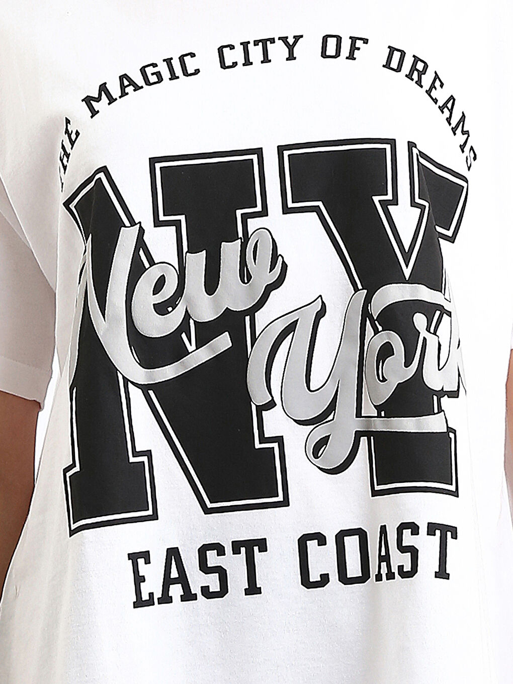 T-shirt à manches courtes imprimé à col rond pour femmes-4