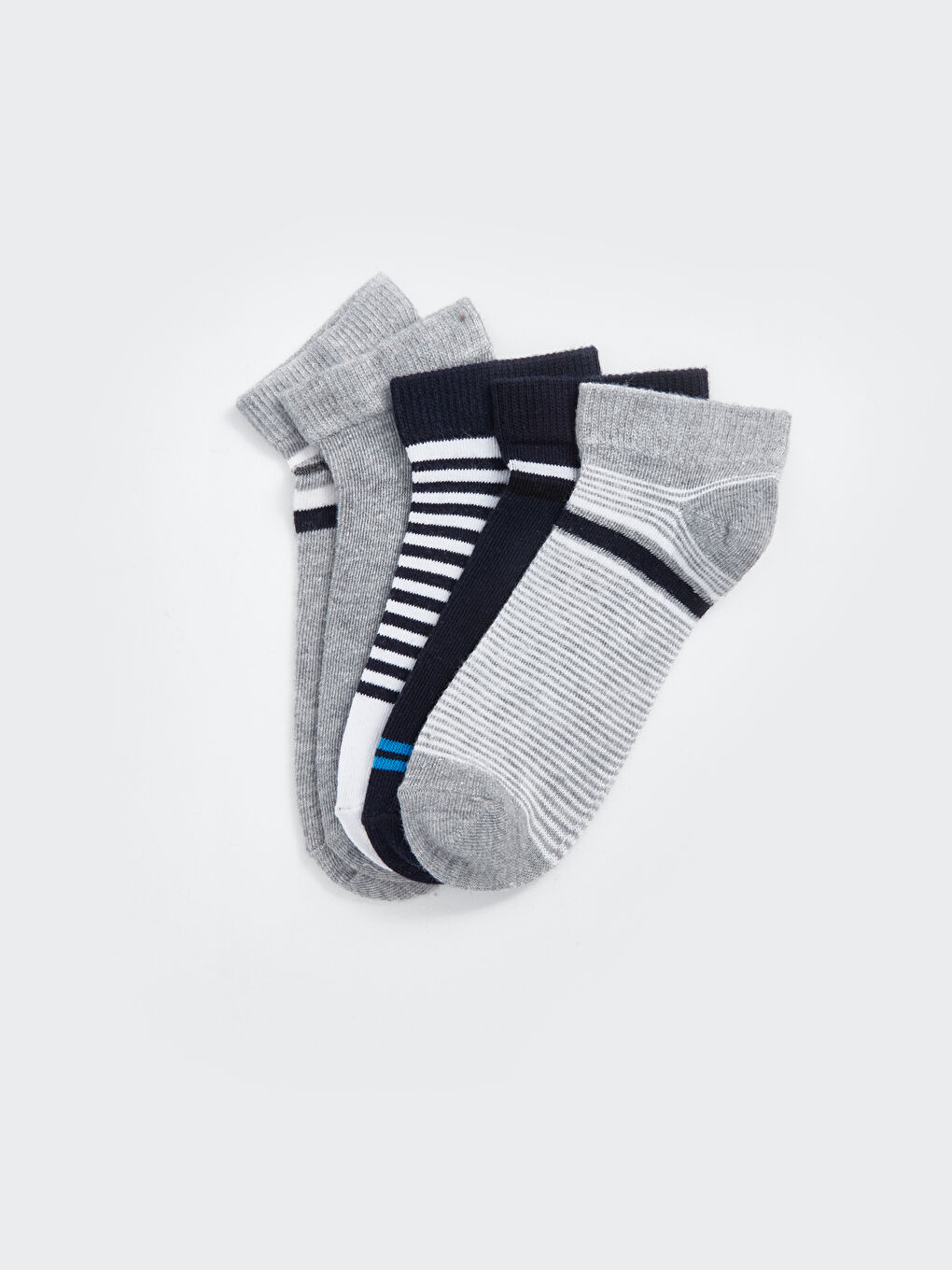 جوارب رياضية مخططة للأولاد - عبوة من ٥ قطع-1