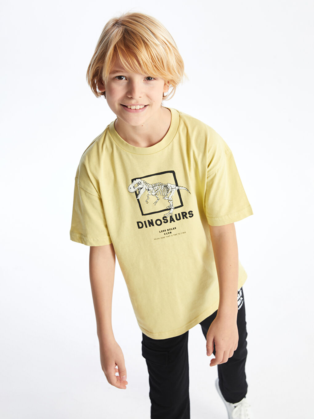 LCW Kids Relaxed Fit Crew Neck Boys' T-Shirt -S4GM38Z4-G5F