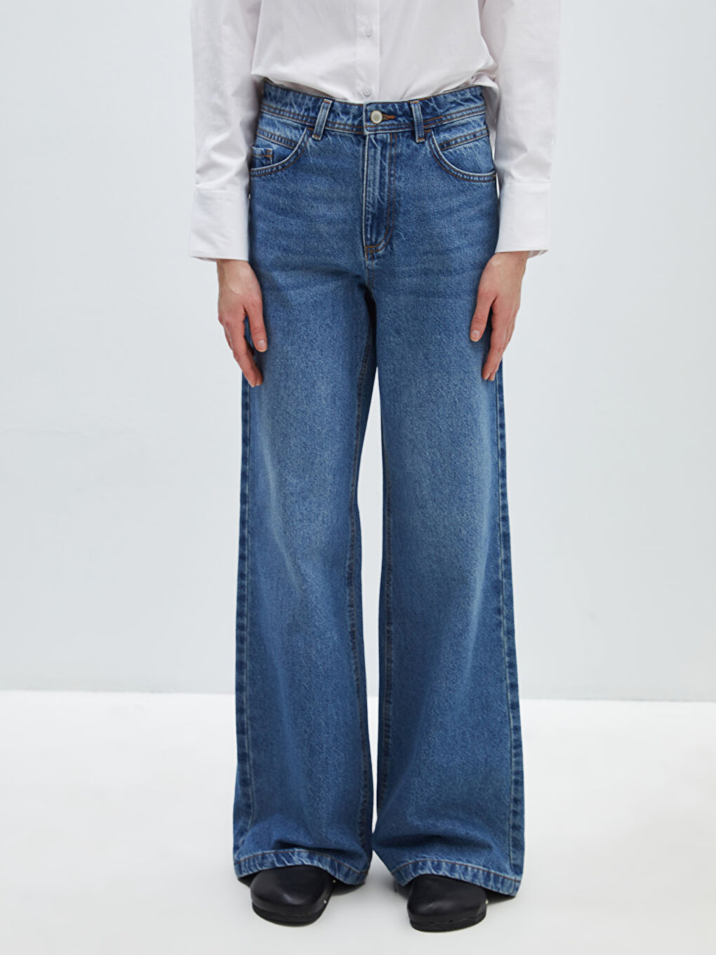 Женские широкие джинсы-3