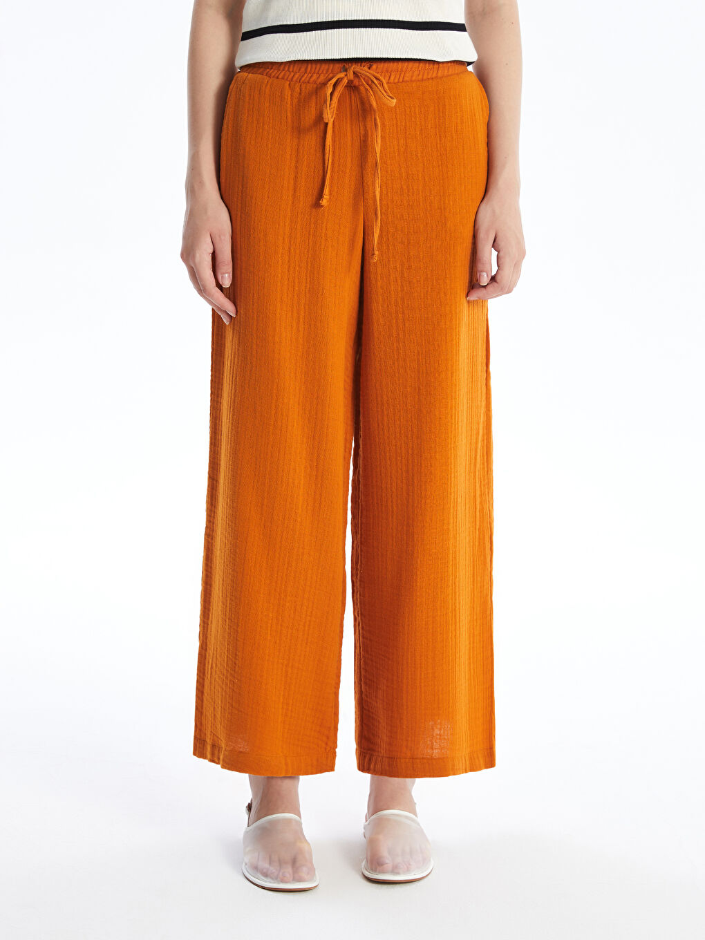 Pantalon pour Femmes en Mousseline à Taille Élastiquée et Coupe Ample-1