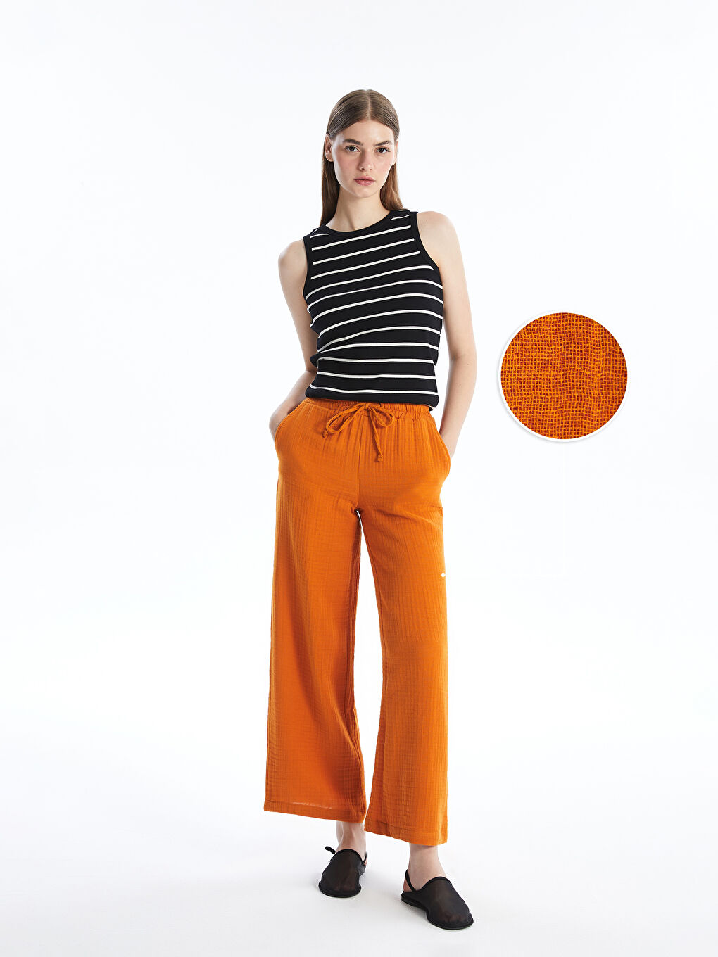 Pantalon pour Femmes en Mousseline à Taille Élastiquée et Coupe Ample
