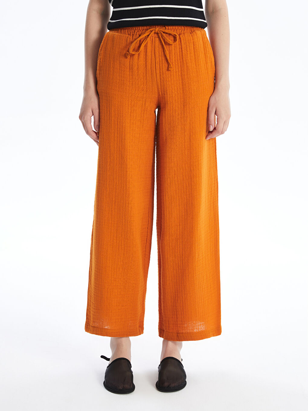 Pantalon pour Femmes en Mousseline à Taille Élastiquée et Coupe Ample-1