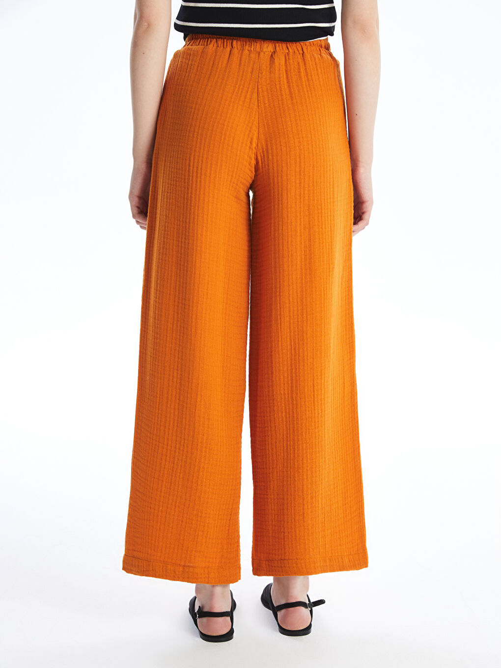 Pantalon pour Femmes en Mousseline à Taille Élastiquée et Coupe Ample-3