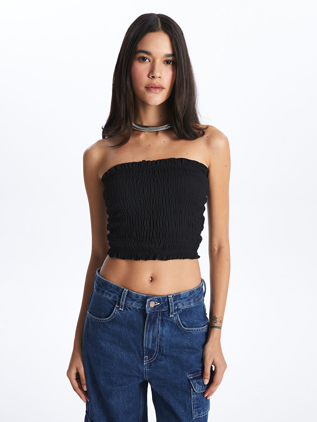 قميص قصير سادة بدون حمالات للسيدات-1