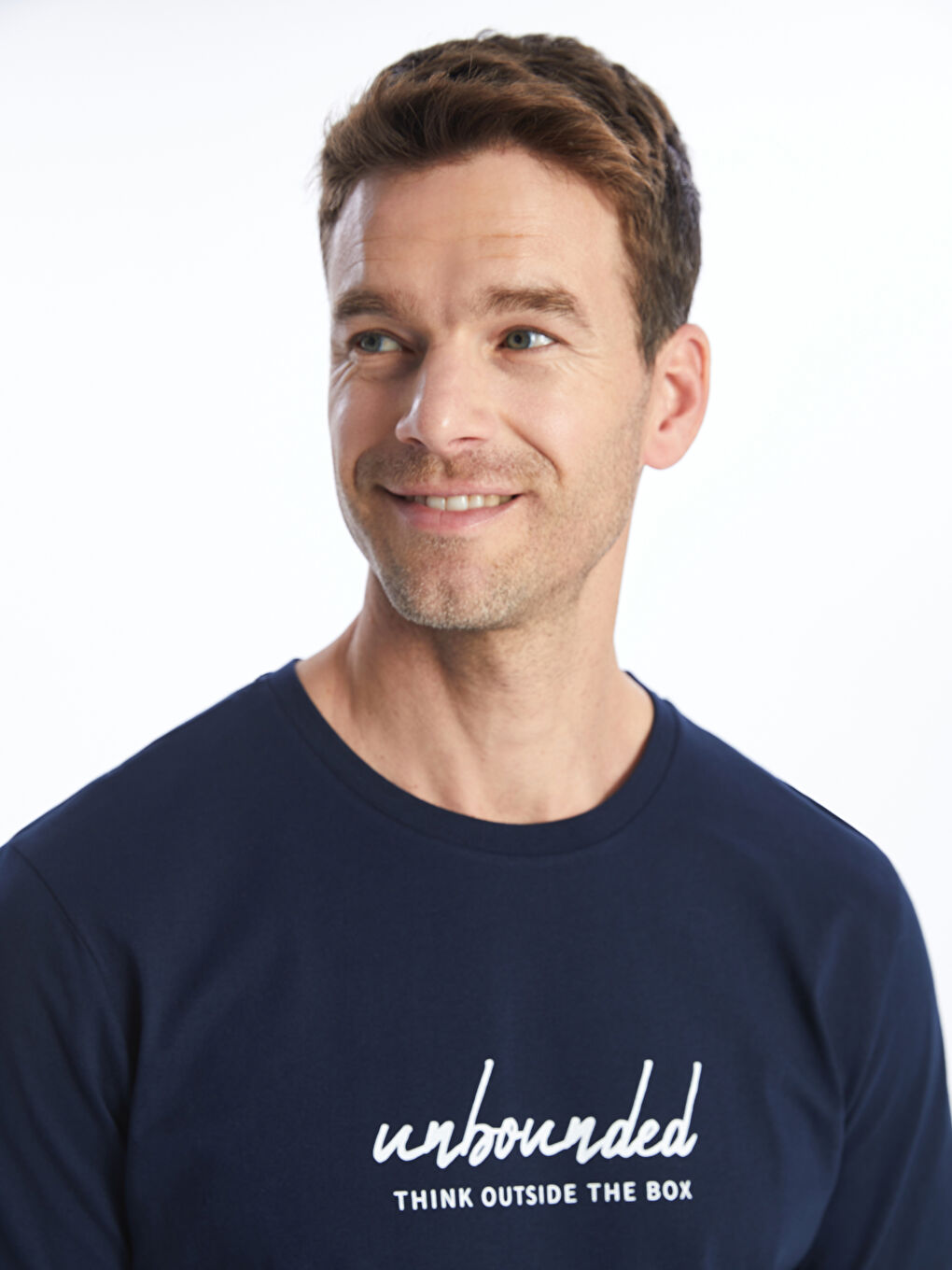 Lacivert Bisiklet Yaka Kısa Kollu Baskılı Penye Erkek Tişört