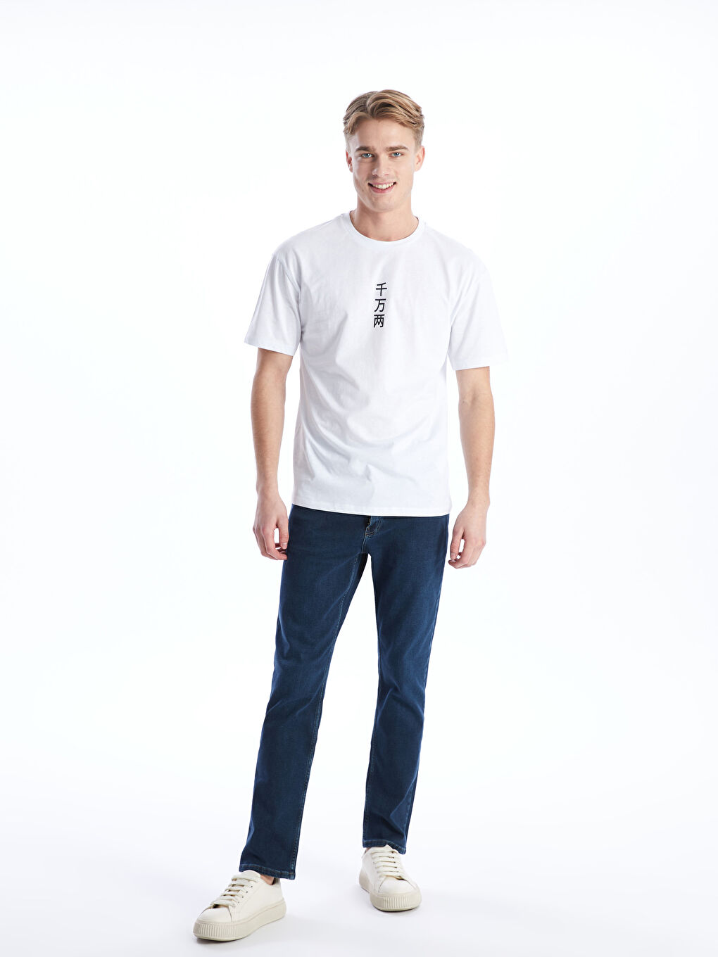 Beyaz Bisiklet Yaka Kısa Kollu Baskılı Penye Erkek Tişört-2