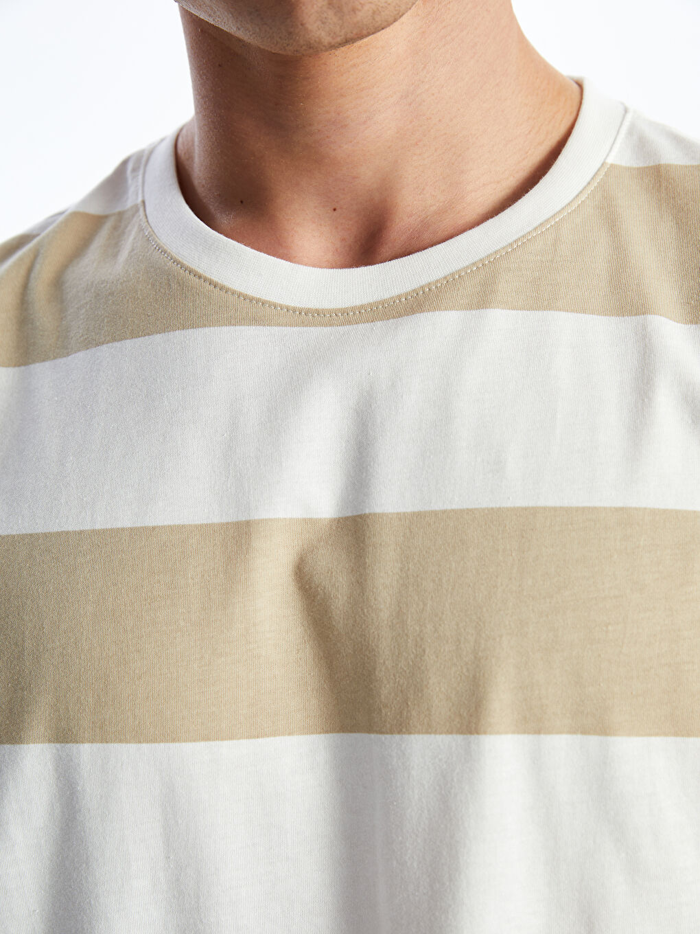 Ekru Bisiklet Yaka Kısa Kollu Çizgili Penye Erkek Tişört-3