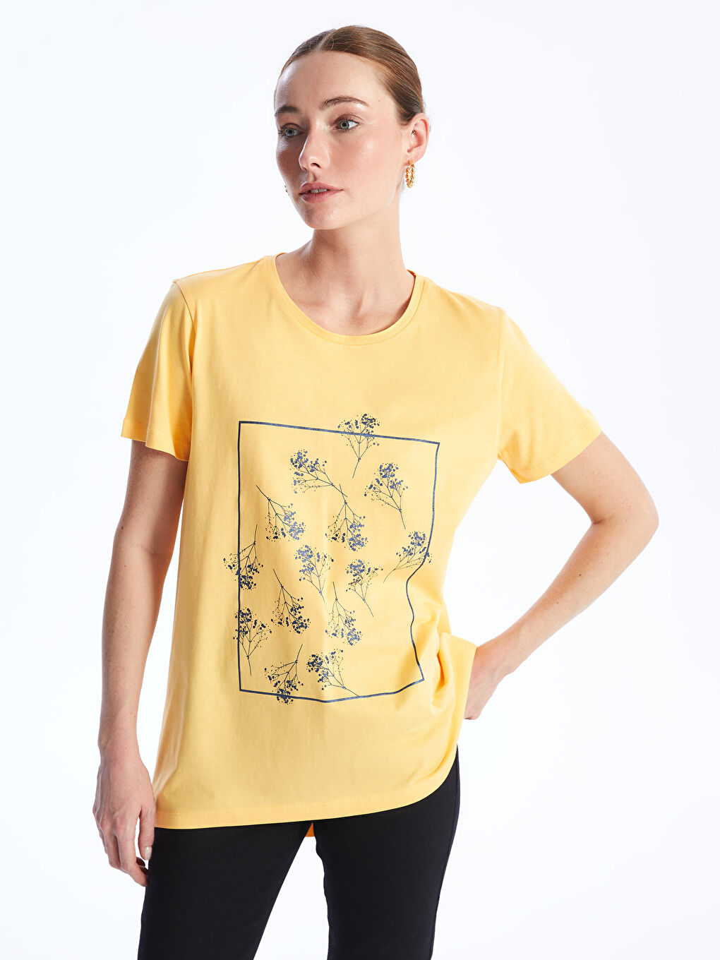 Sarı Bisiklet Yaka Baskılı Kısa Kollu Kadın Tişört-1