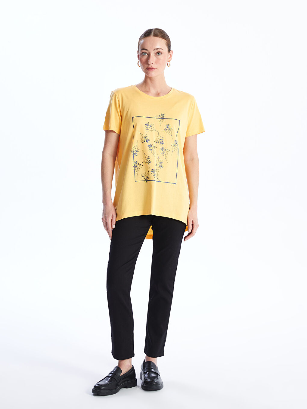 Sarı Bisiklet Yaka Baskılı Kısa Kollu Kadın Tişört-2