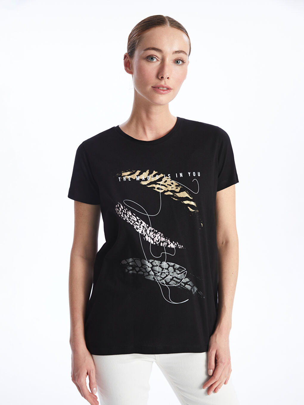 Siyah Bisiklet Yaka Baskılı Kısa Kollu Kadın Tişört