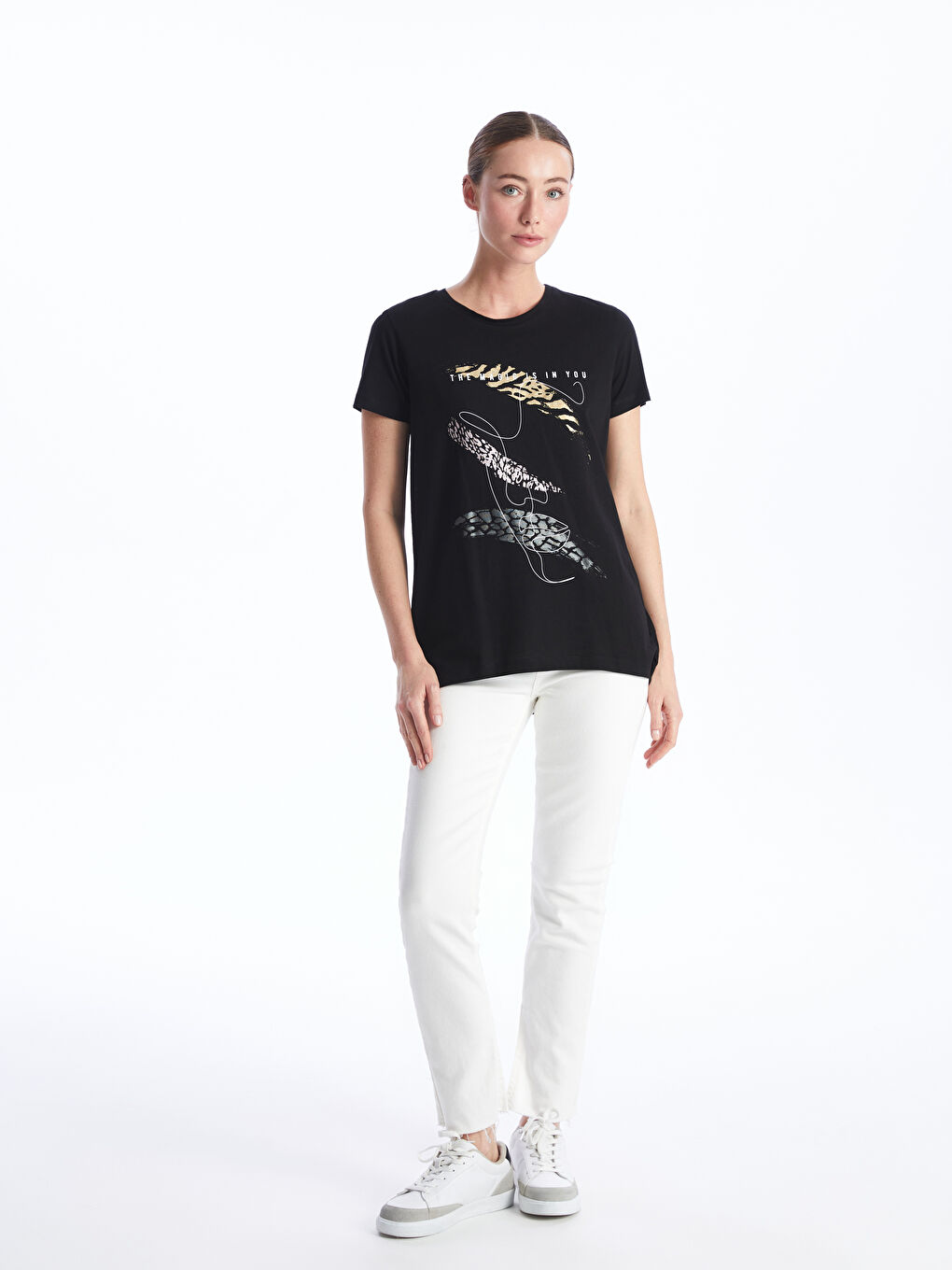 Siyah Bisiklet Yaka Baskılı Kısa Kollu Kadın Tişört-2