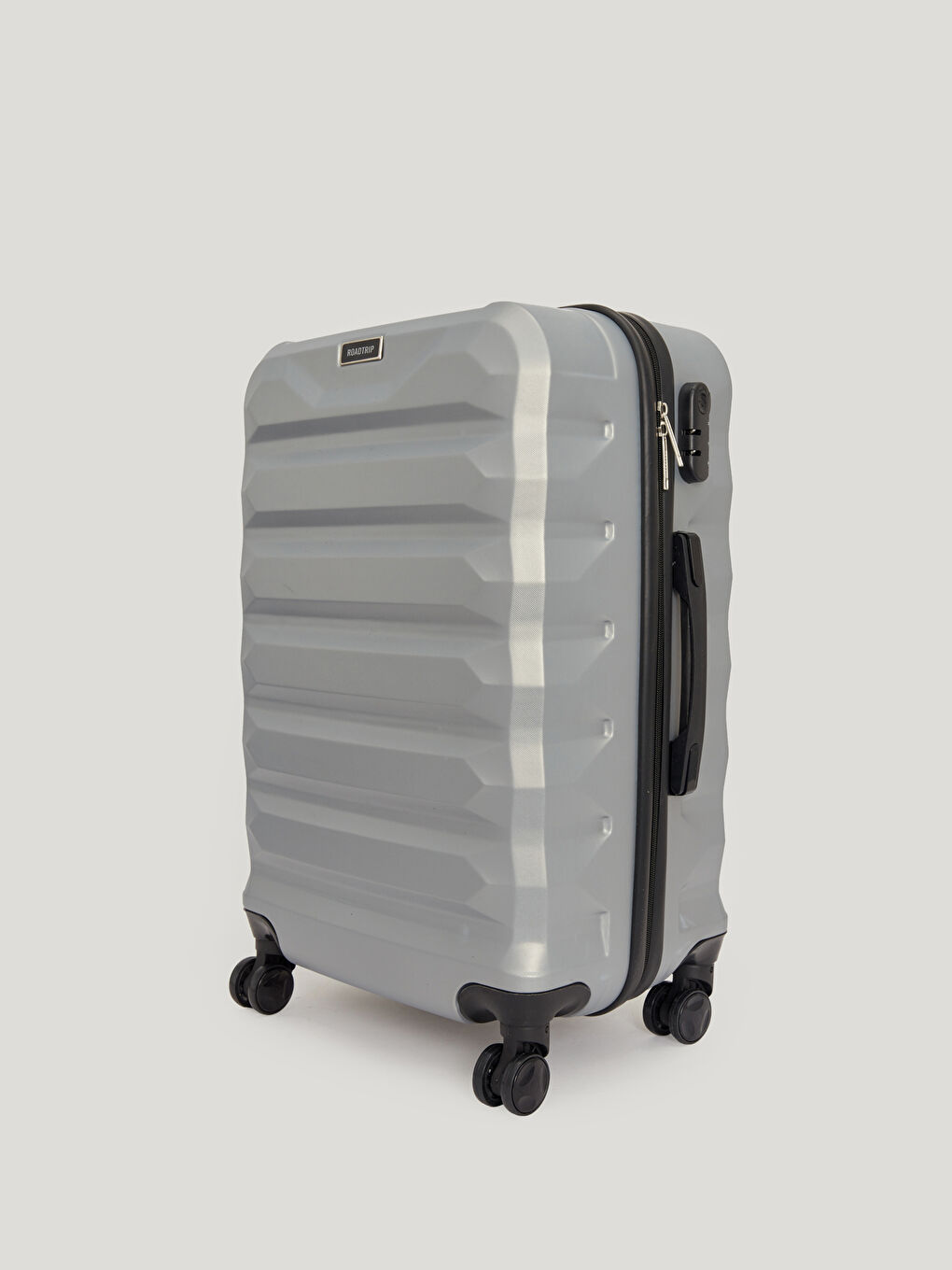 Gri Baskılı Kilit Detaylı Orta Boy Valiz-1