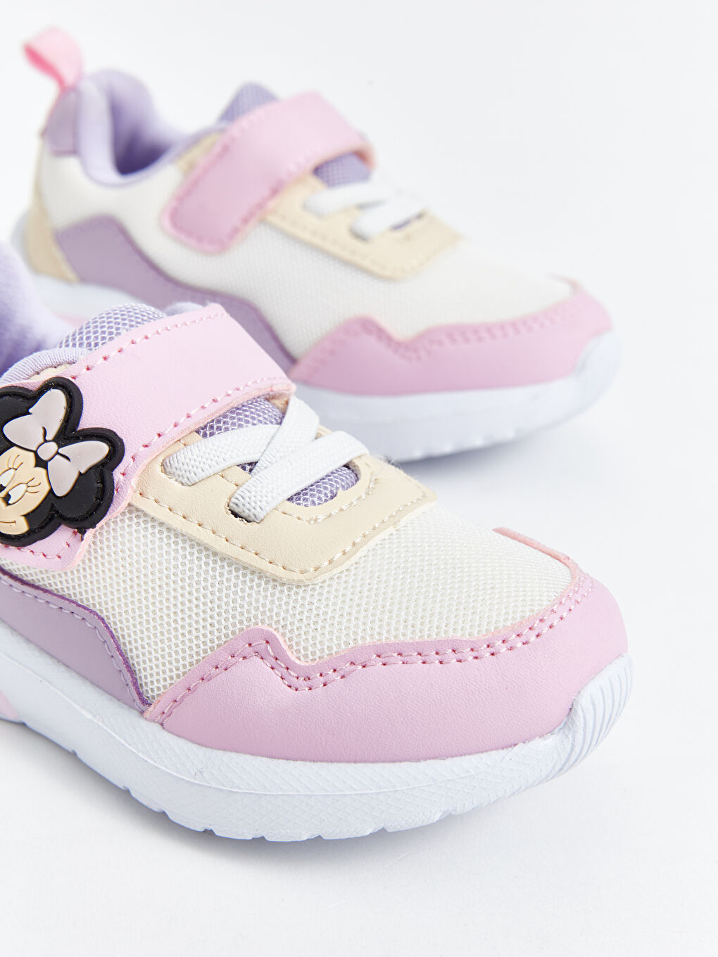 Minnie Mouse Printed Girls' Sneakers -S4HA04Z4-SY3