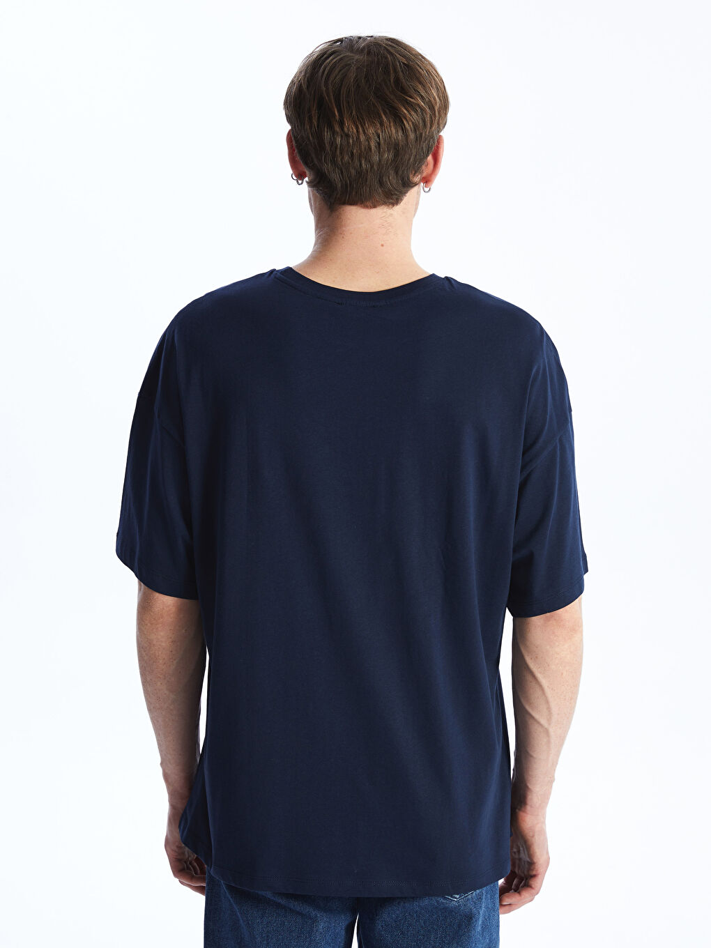 تیشێرت چاپکراوی قۆڵ کورت یه‌خه‌ خڕ ئۆڤەرسایز بۆ پیاوان-4