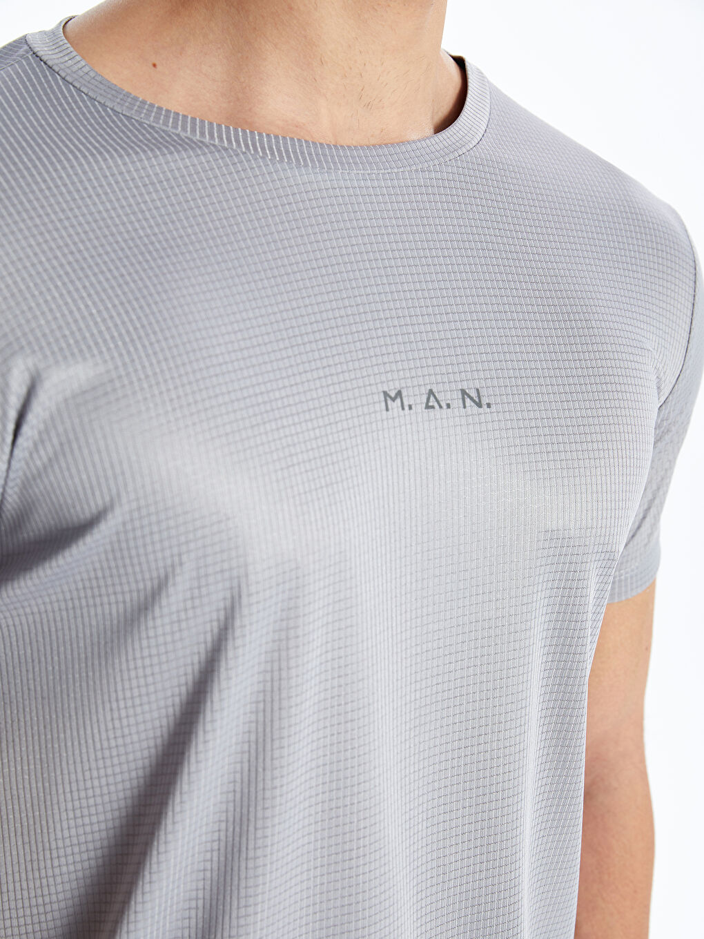 Gri Bisiklet Yaka Kısa Kollu Erkek Spor Tişört-3