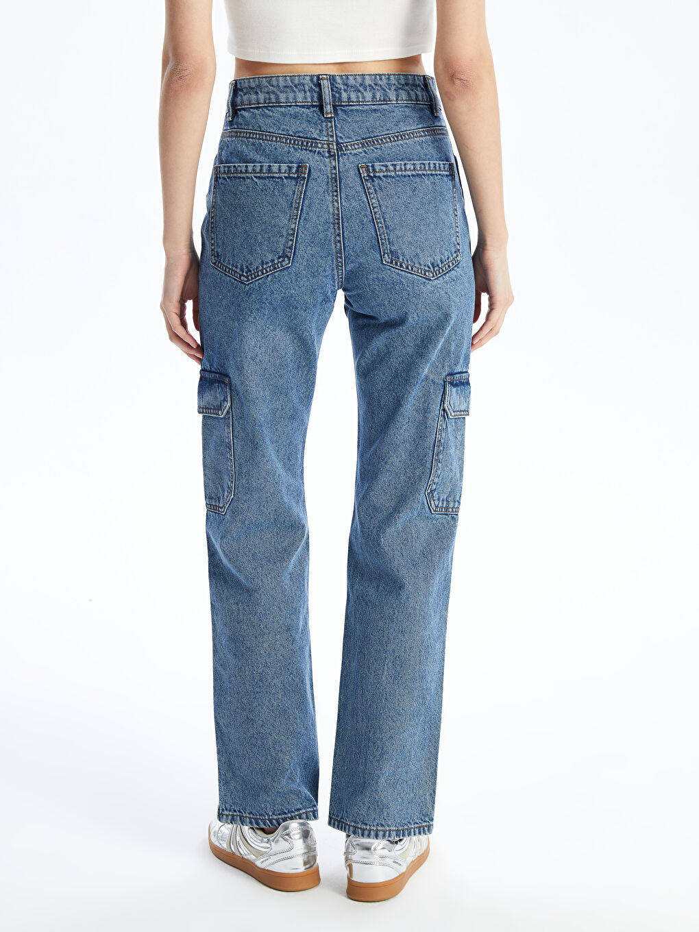 Straight Fit Women's Cargo Jeans-4