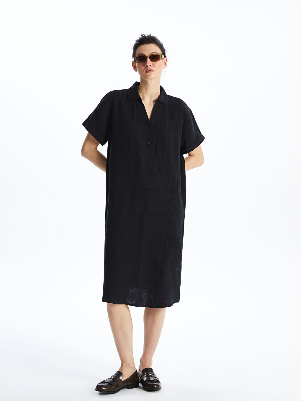 Robe Oversize pour Femmes à Col de Chemise Uni et Manches Courtes-1