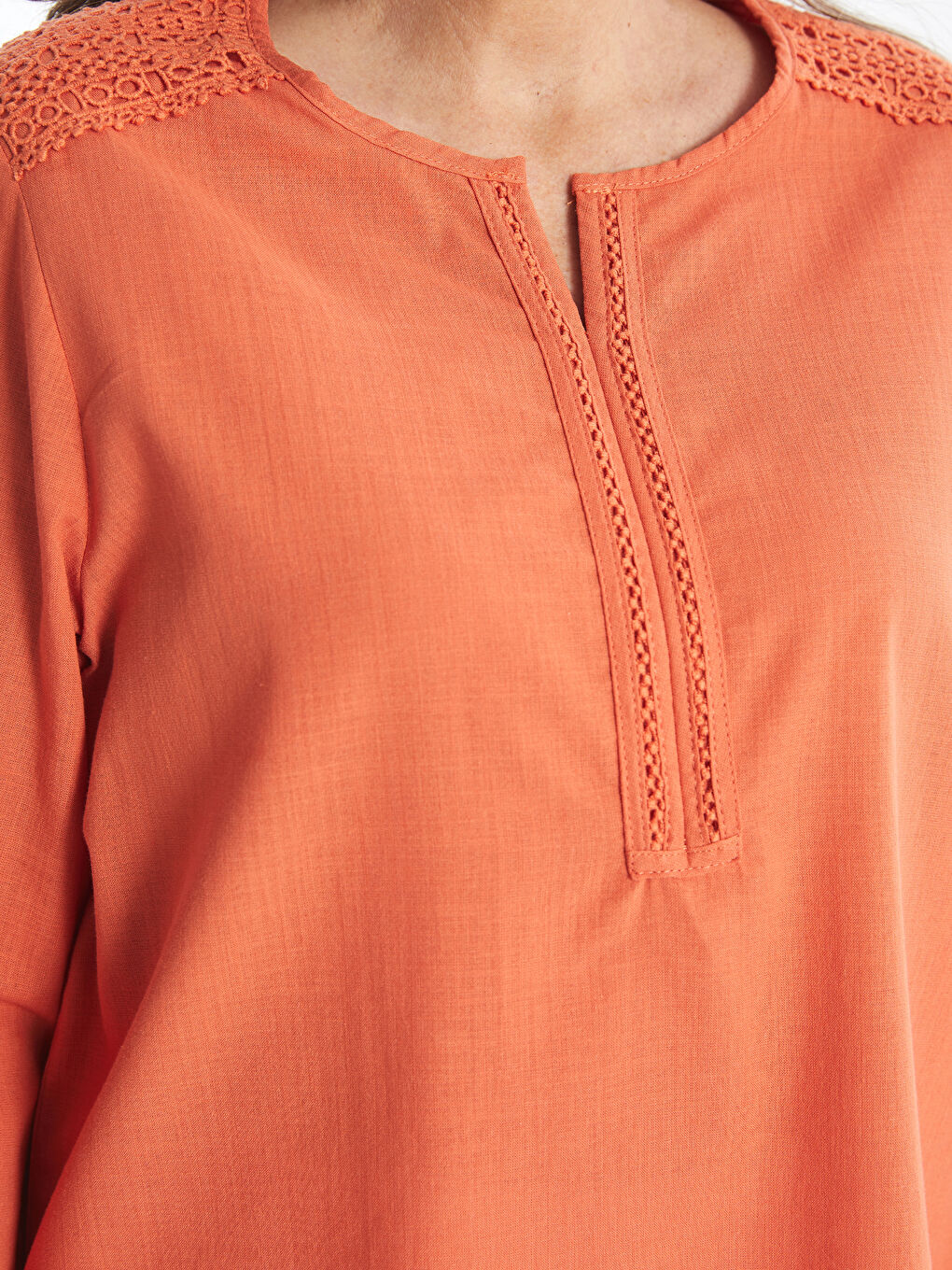 Turtleneck Embroidered Long Sleeve Women's Blouse -S4HK73Z8-GU7