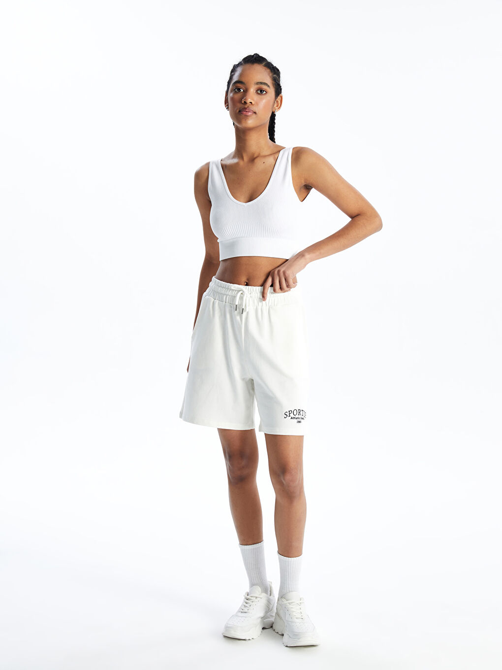 Women's Elastic Waist Embroidered Shorts -S4HK79Z8-Q6K