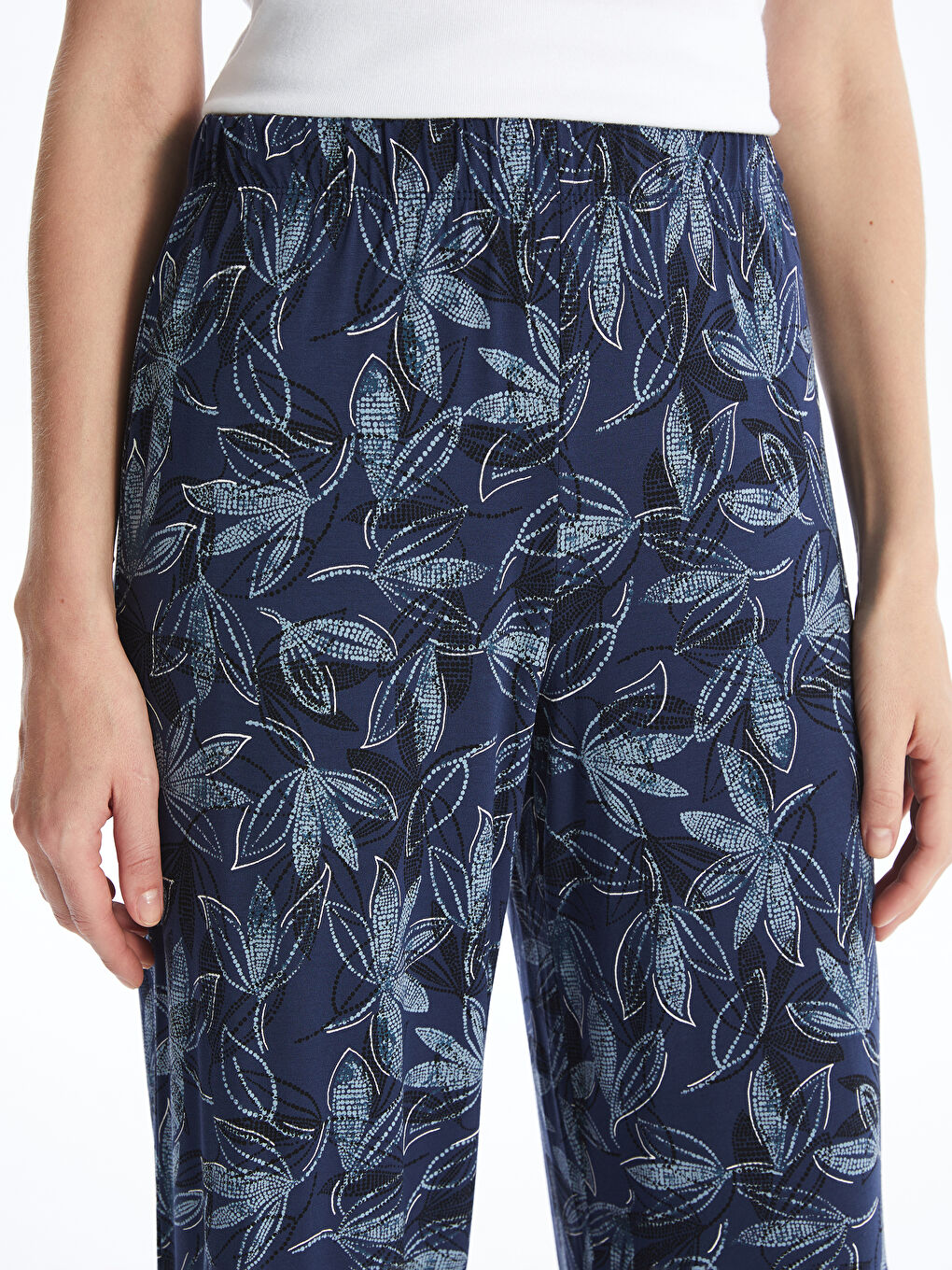 Women's Capri with Elastic Waist Pattern -S4HN82Z8-LSH