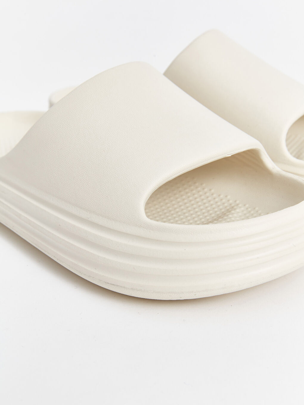 سليبر سادة شريط واحد للبنات-2