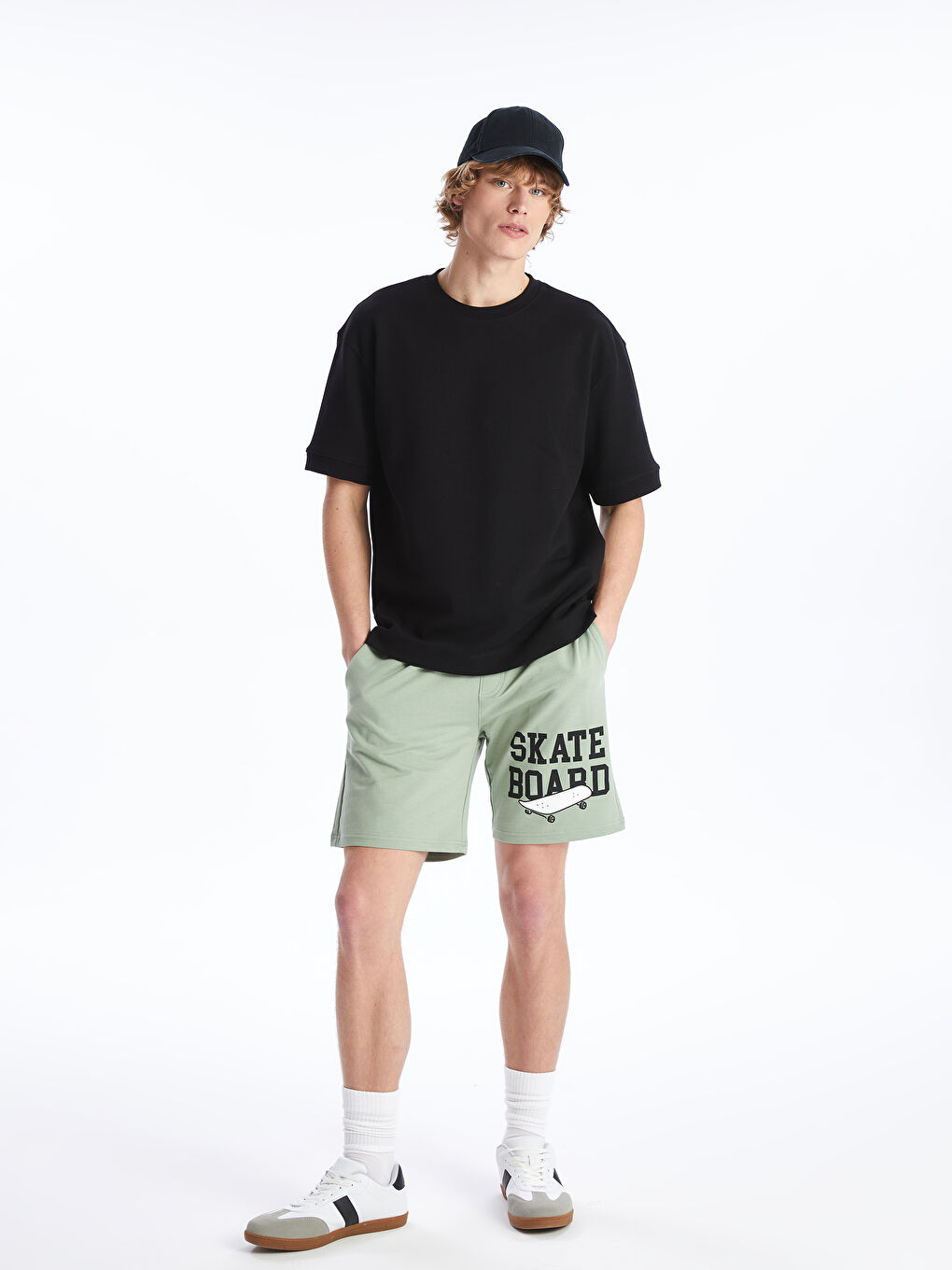 Standard Fit Men's Shorts -S4HN93Z8-V9V