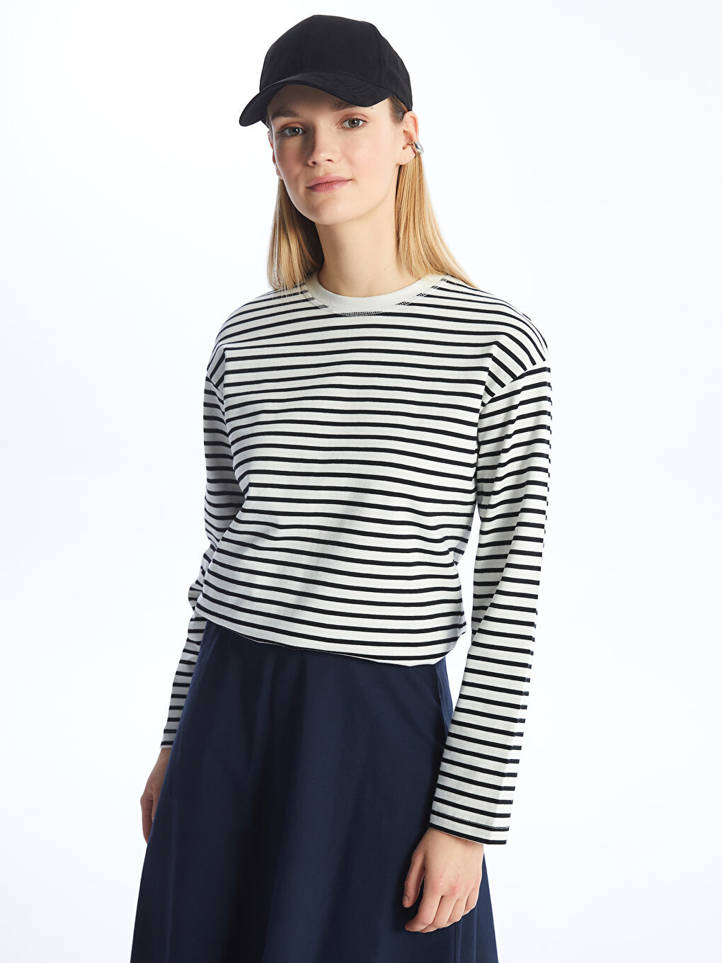 Crew Neck Striped Long Sleeve Women's T-shirt -S4HR77Z8-LEG